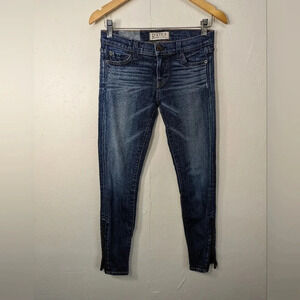 Textile Elizabeth and James zipper ankle blue jeans, women's size 25   J5